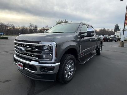 New 2026 Ford F350 Lariat w/ Lariat Ultimate Package
