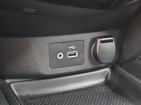 Certified 2019 Nissan Rogue SV AWD/4WD image 22