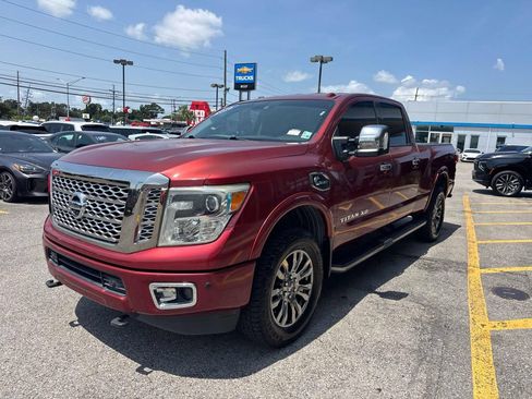 Used 2016 Nissan Titan Platinum Reserve RWD image 4