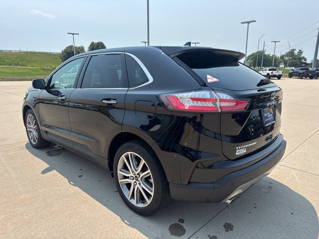Certified 2024 Ford Edge Titanium AWD/4WD image 23