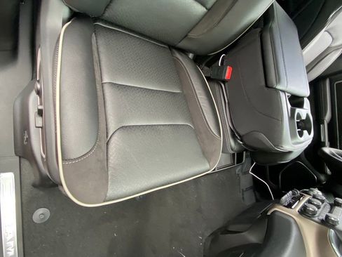 Certified 2022 RAM 1500 Laramie image 17