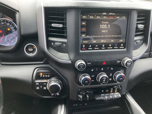 Used 2019 RAM 1500 Big Horn AWD/4WD image 13