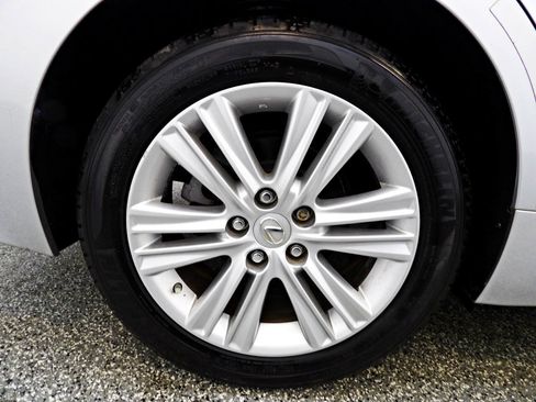Used 2013 Lexus ES 350 w/ Premium Pkg FWD image 22
