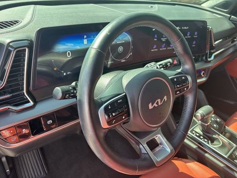 Certified 2025 Kia Sportage SX AWD/4WD image 8