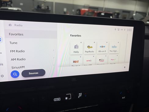 Used 2024 Toyota Grand Highlander Limited image 20