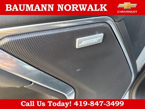 Used 2025 GMC Sierra 1500 Elevation w/ Preferred Package image 9