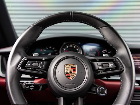 Certified 2024 Porsche 911 Carrera image 15