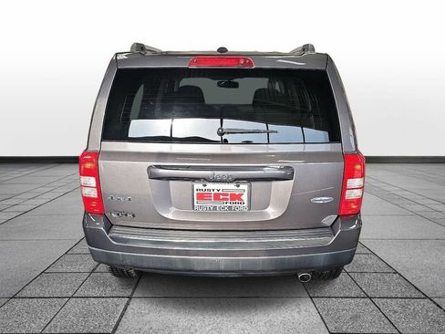 Used 2016 Jeep Patriot High Altitude AWD/4WD image 6