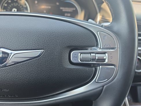 Used 2024 Genesis GV80 2.5T AWD/4WD image 18