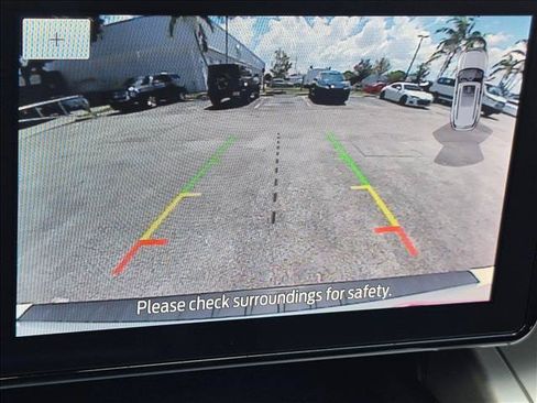 Used 2020 Ford Explorer XLT w/ Equipment Group 202A RWD image 12
