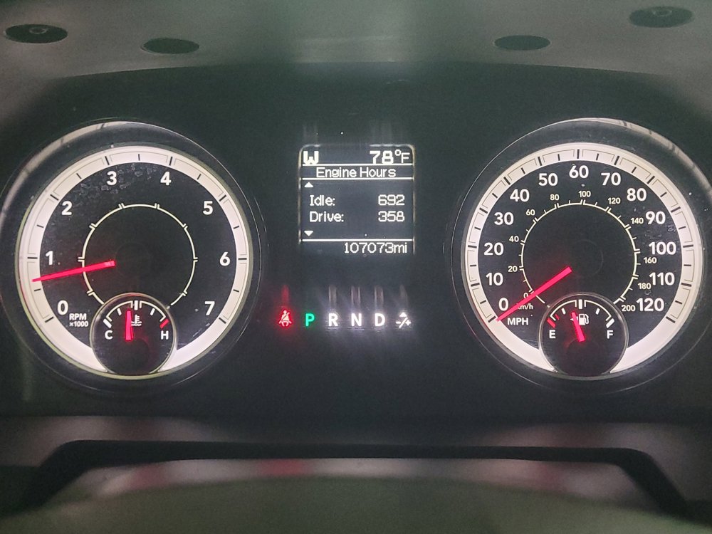 Used 2017 RAM 1500 Express RWD image 23