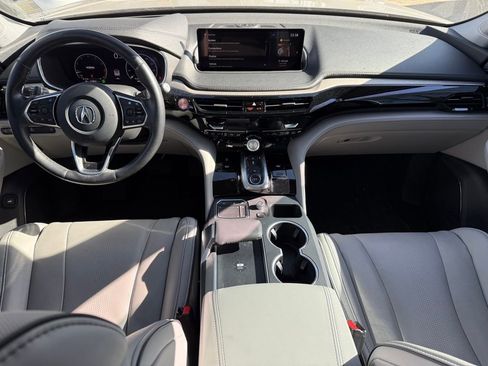 Used 2023 Acura MDX SH-AWD w/ Advance Package image 16