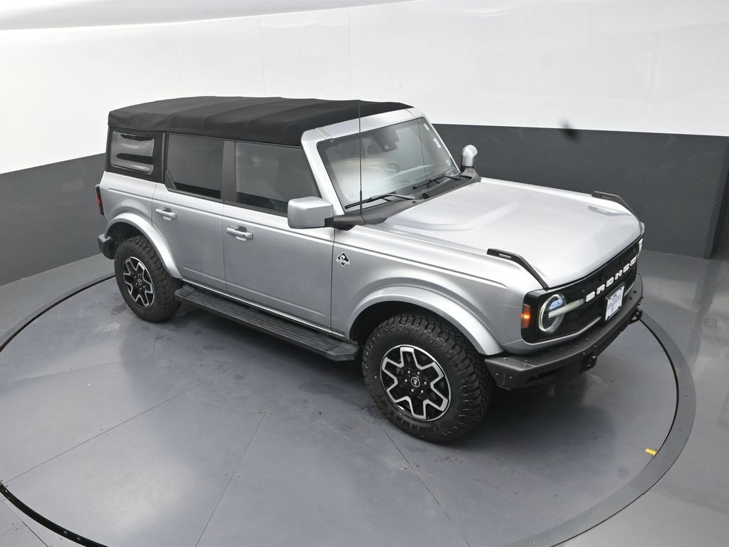 Used 2021 Ford Bronco Outer Banks AWD/4WD image 13