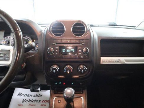 Used 2017 Jeep Compass Sport w/ Power Value Group FWD image 12