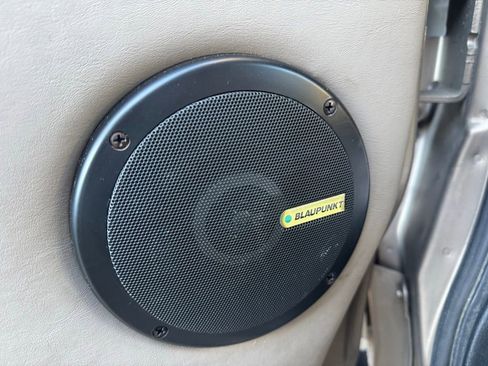 Used 2004 Chevrolet Express 1500 image 15