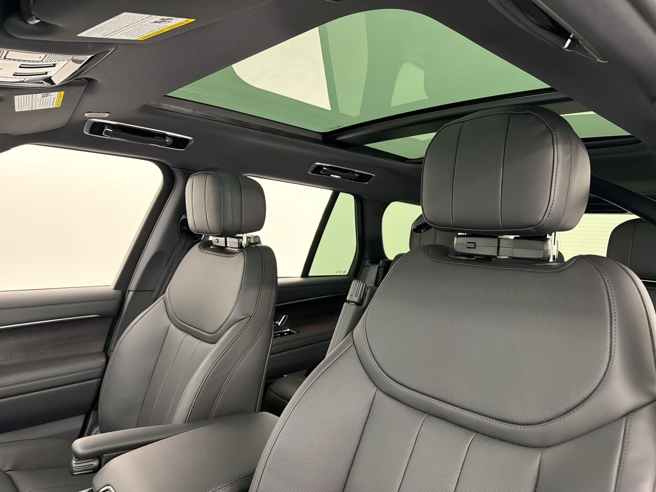 New 2026 Land Rover Range Rover SE AWD/4WD image 28