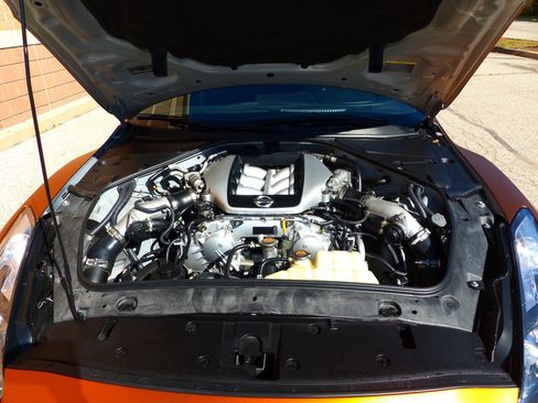 Used 2010 Nissan GT-R Premium image 18