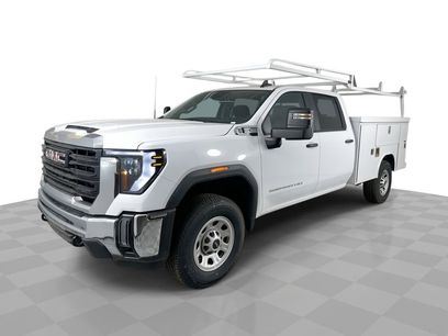 New 2024 GMC Sierra 3500 Pro w/ Convenience Package