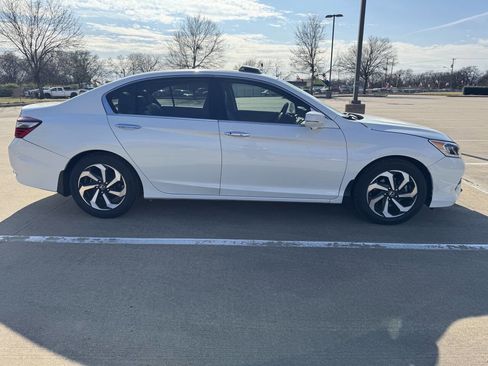 Used 2016 Honda Accord EX-L image 4