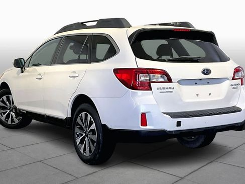 Used 2015 Subaru Outback 2.5i Limited image 11