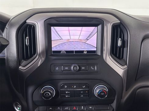 Used 2023 Chevrolet Silverado 1500 Custom image 12