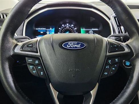 Used 2020 Ford Edge SEL w/ Convenience Package image 15