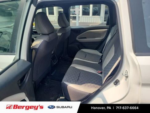 Certified 2025 Subaru Forester AWD/4WD image 9