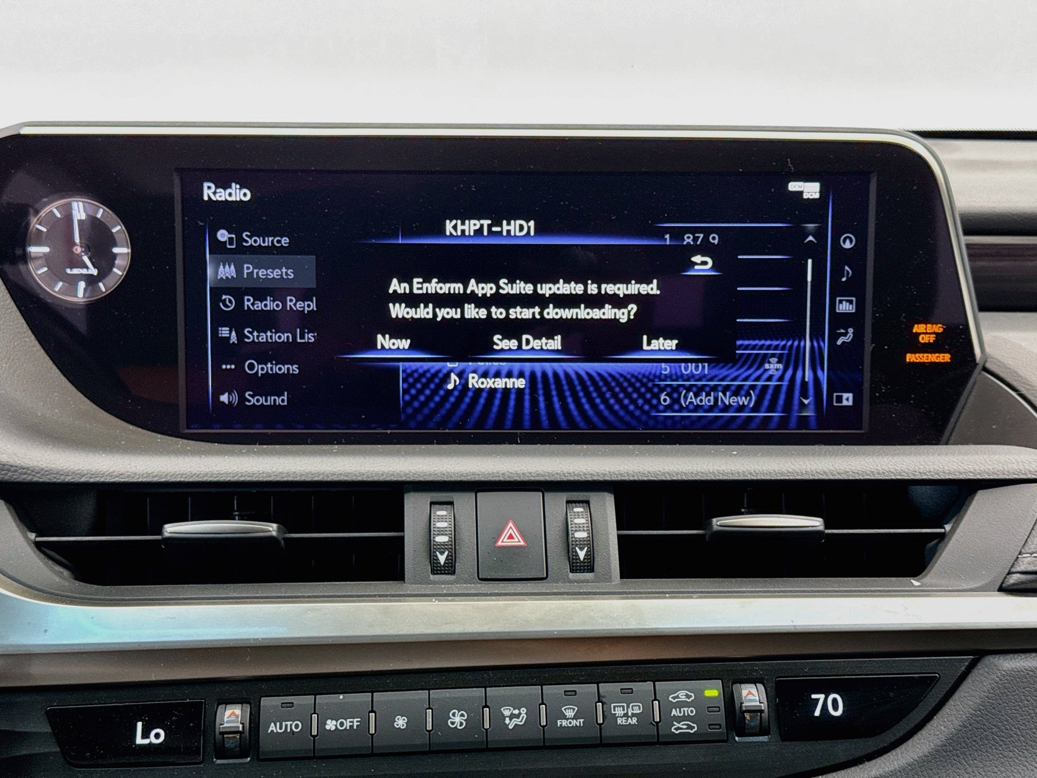 Used 2019 Lexus ES 300h w/ Premium Package FWD image 21