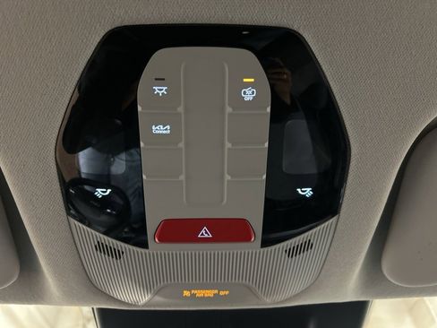 Used 2025 Kia K4 LXS image 24