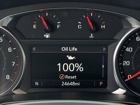 Used 2025 Chevrolet Blazer LT image 15