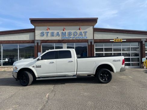 Used 2017 RAM 2500 Laramie AWD/4WD image 2