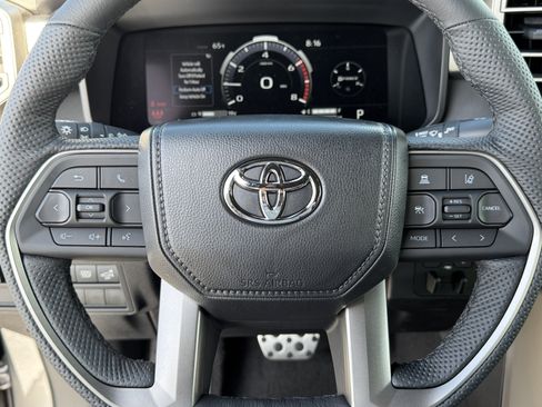 New 2026 Toyota Tundra Limited AWD/4WD image 21