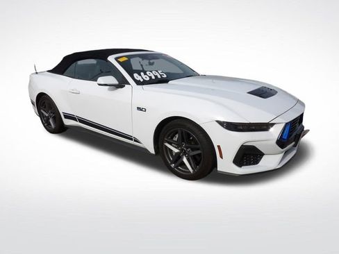 Used 2024 Ford Mustang GT Premium image 15
