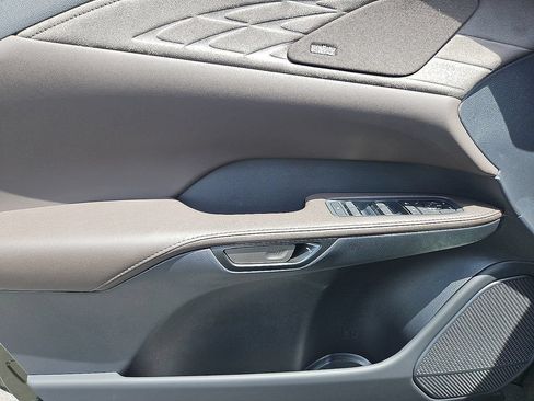 New 2026 Lexus RX 450h AWD image 7