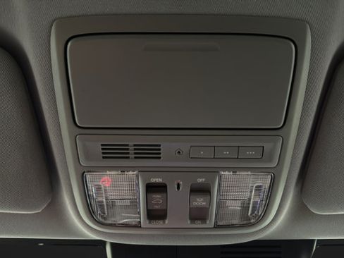 Used 2022 Honda CR-V Touring image 35