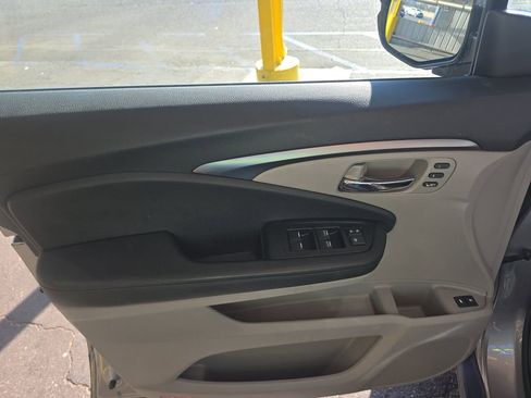 Used 2022 Honda Pilot Special Edition image 10