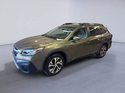 Used 2020 Subaru Outback Limited image 3
