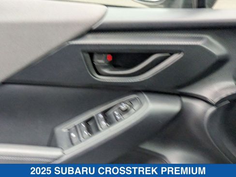 Certified 2025 Subaru Crosstrek 2.0i Premium image 13