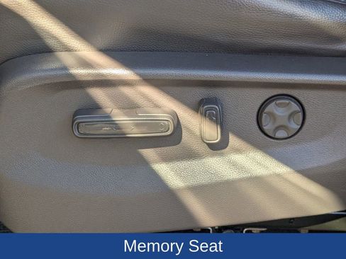 Used 2022 Honda Odyssey EX-L image 16