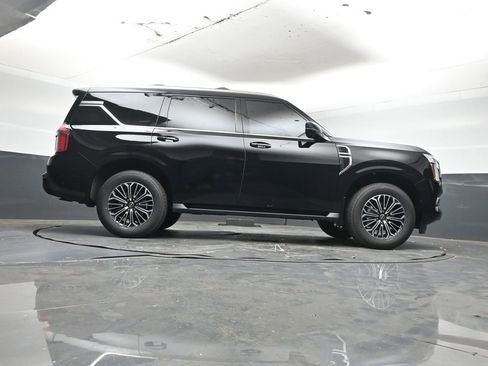 New 2026 Nissan Armada Platinum image 30