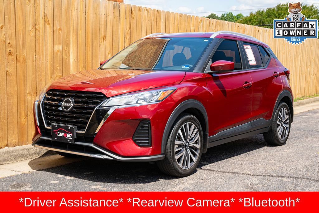 Used 2023 Nissan Kicks SV FWD image 1