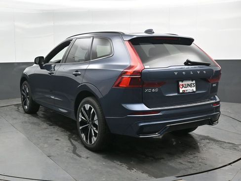 New 2026 Volvo XC60 B5 Plus w/ Protection Package Premier AWD/4WD image 8