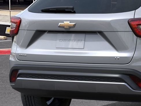 New 2026 Chevrolet Trax LT image 14