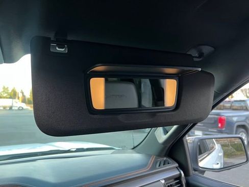 Used 2022 GMC Sierra 1500 AT4 w/ AT4 Premium Package image 28