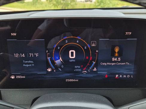 Used 2024 Chevrolet Traverse LT FWD image 24