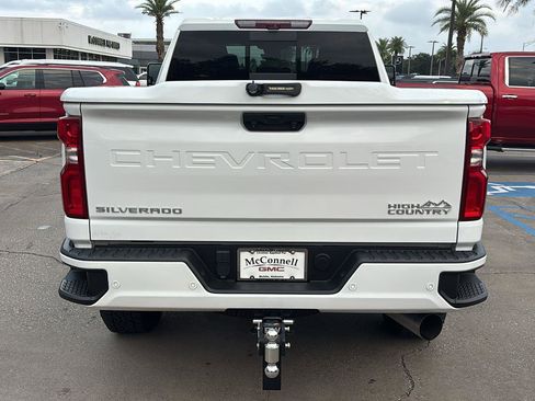 Certified 2024 Chevrolet Silverado 2500 High Country w/ Technology Package image 6