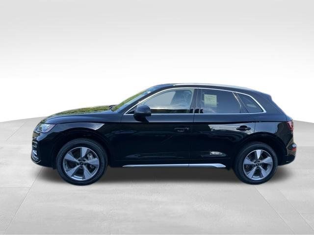 Used 2023 Audi Q5 2.0T Premium Plus w/ Premium Plus Package AWD/4WD image 4