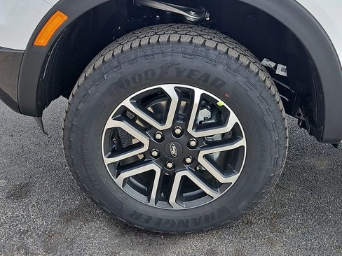 New 2025 Ford Ranger Lariat w/ Trailer Tow Package image 17