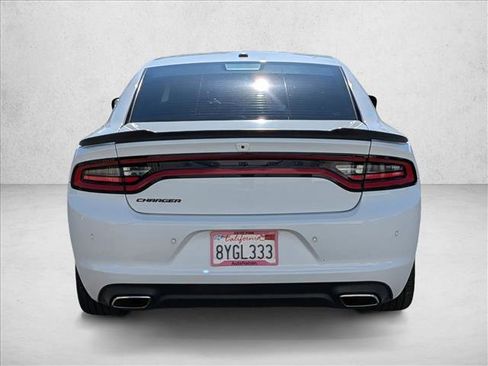 Used 2021 Dodge Charger SXT w/ Blacktop Package RWD image 7