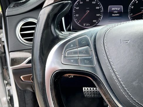 Used 2015 Mercedes-Benz S 550 Sedan image 21